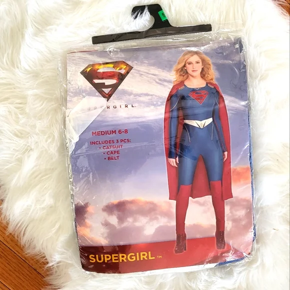 DC Supergirl Costume 🦸♀️ - Picture 1 of 12